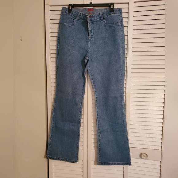 Women Relaxed Jeans - Picture 1 of 3